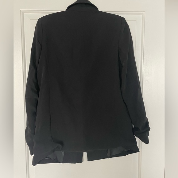 Macy’s Juniors’ One-Button Blazer - Picture 3 of 3